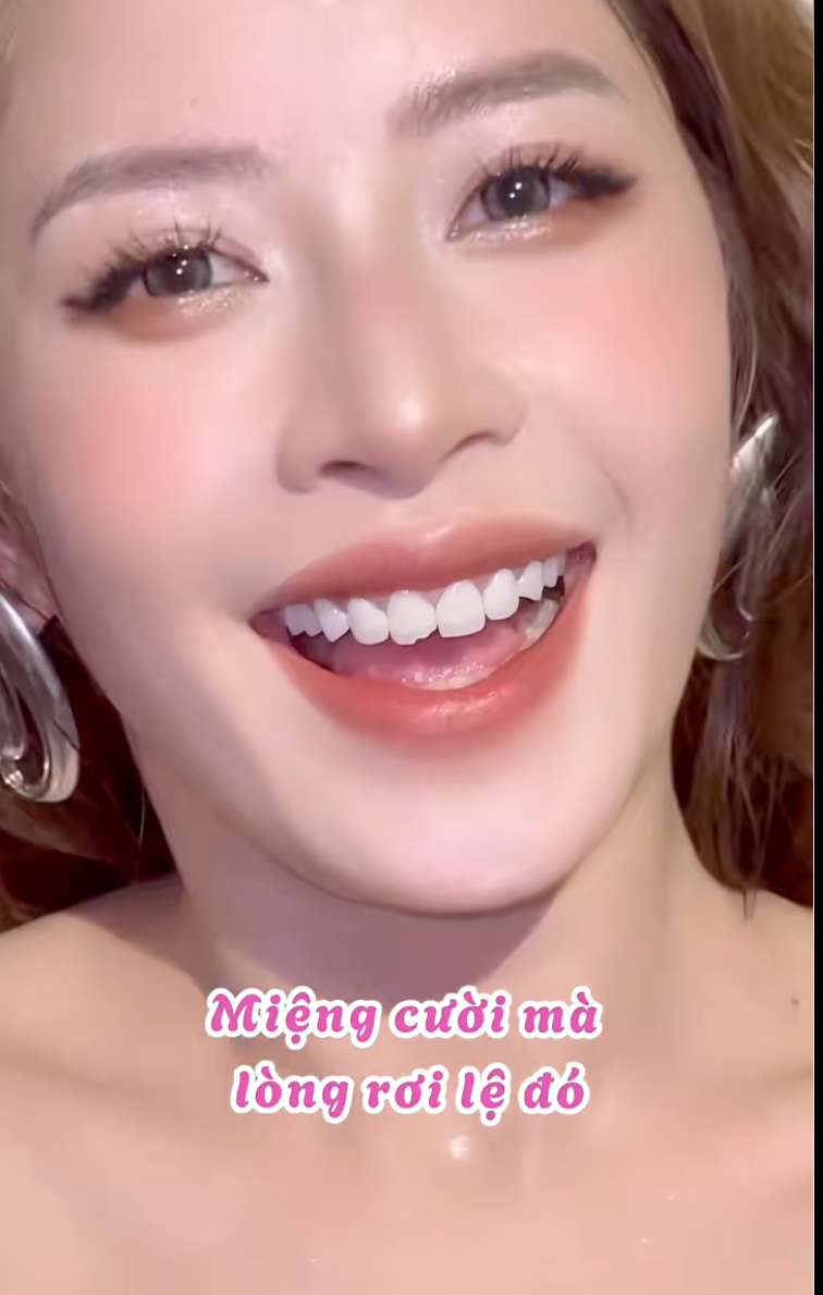 Chi Pu diễn sung tới nỗi mẻ cả răng, sự cố “ối dồi ôi” nhất sự nghiệp là đây chứ đâu!- Ảnh 4.