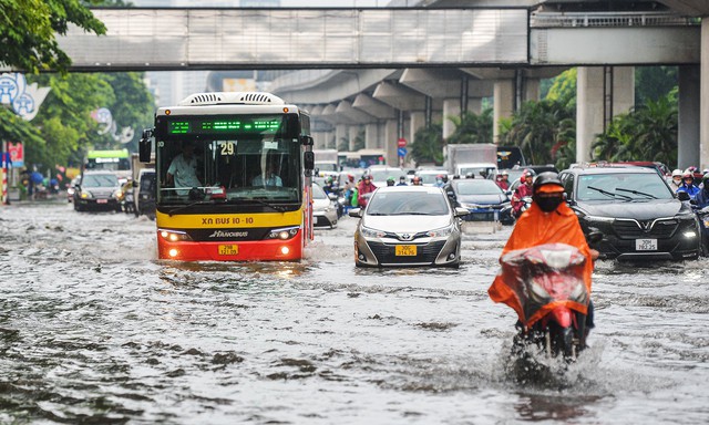 Ngày mai, miền Bắc sẽ có mưa to đến rất to- Ảnh 1.