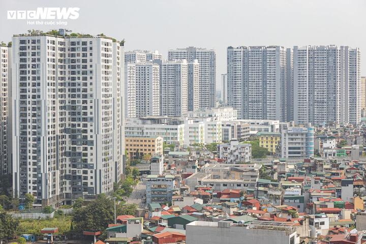 Độc lạ thị trường bất động sản tháng 'cô hồn': Tranh thủ mua nhà để hưởng ưu đãi- Ảnh 1.