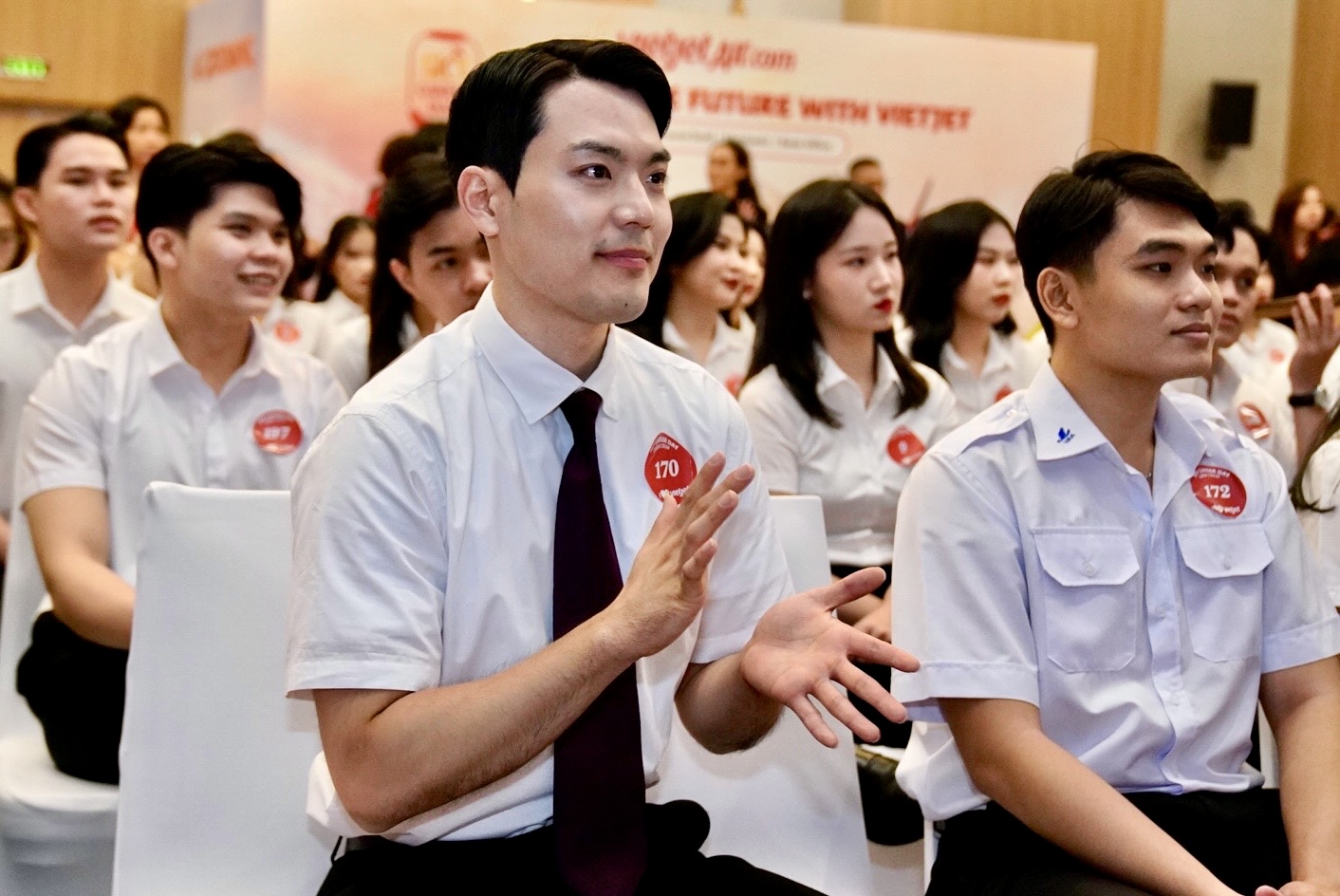 Vietjet chào đón gần 1.000 ứng viên tài năng tại Vietjet Sky Career Day 2025- Ảnh 2.