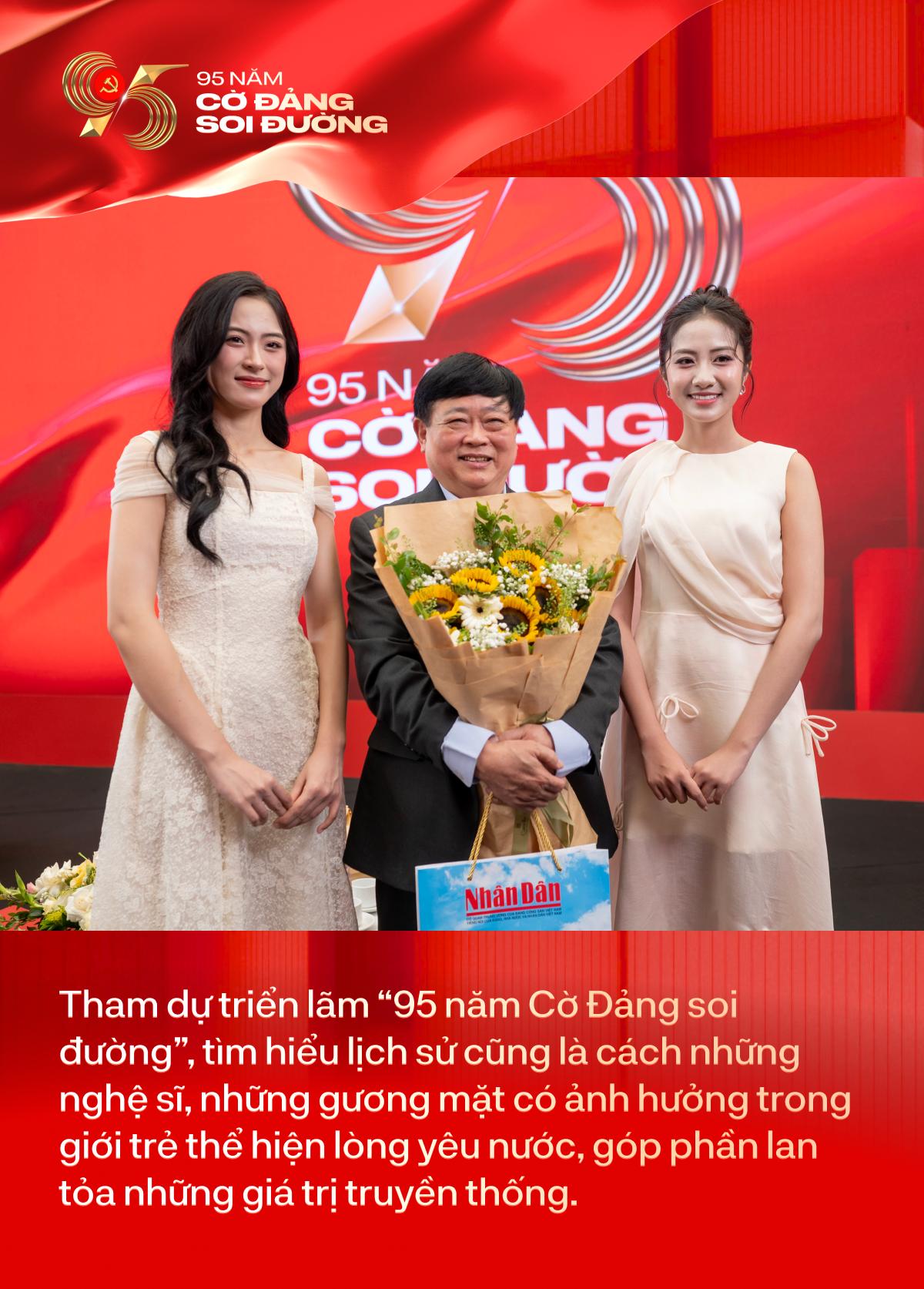 Hoàng Dũng lần đầu tìm hiểu lịch sử bằng công nghệ, Tăng Duy Tân chia sẻ về mạch nguồn sáng tạo tại triển lãm “95 năm Cờ Đảng soi đường”- Ảnh 1.