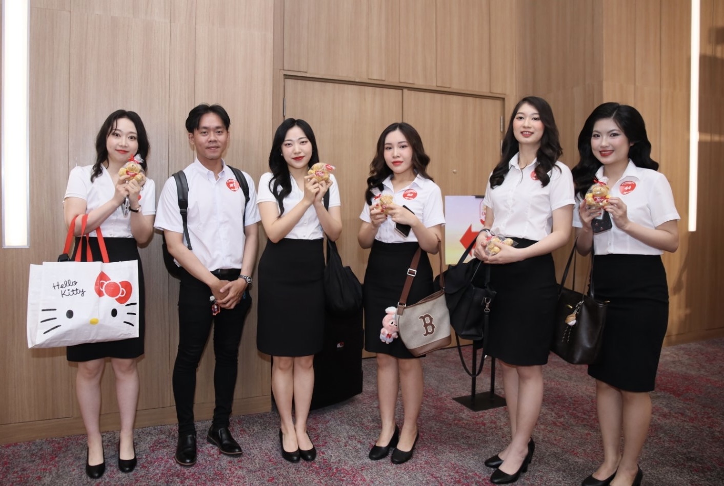 Vietjet chào đón gần 1.000 ứng viên tài năng tại Vietjet Sky Career Day 2025- Ảnh 9.