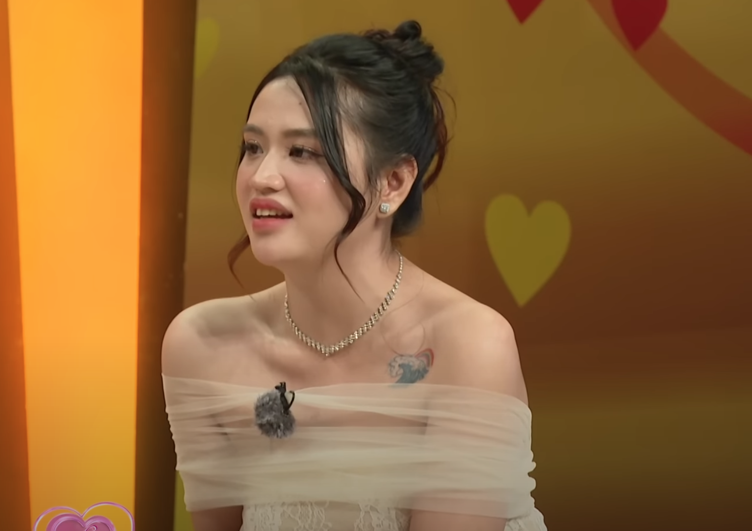 Cô gái khiến anh Tây hơn 19 tuổi lặn lội sang Việt Nam tìm gặp, đưa cả bà ngoại đi hẹn hò cùng và cái kết- Ảnh 2.