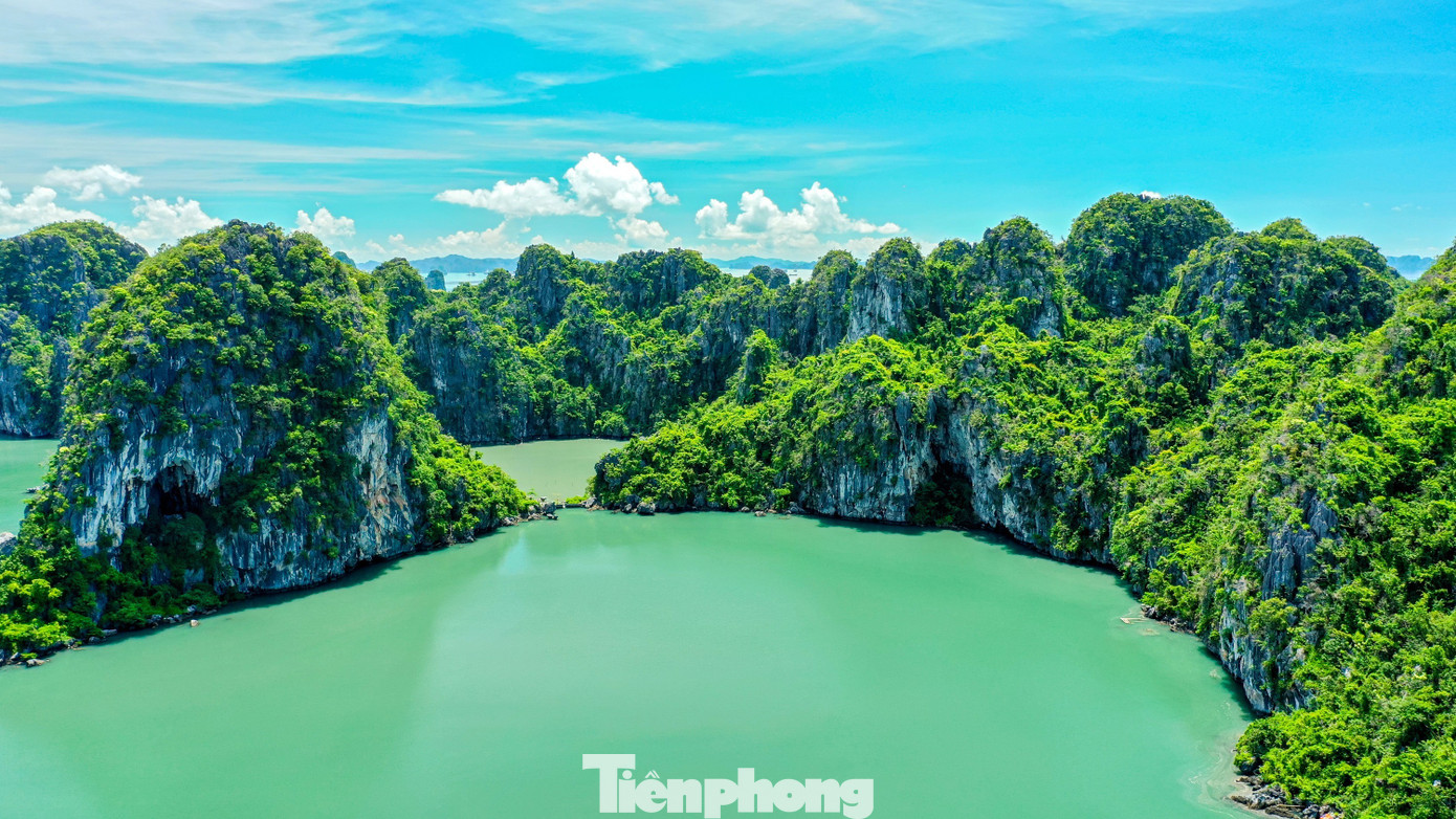 Ngắm vịnh Bái Tử Long từ tuyến đường bao biển đẹp nhất Việt Nam- Ảnh 12.