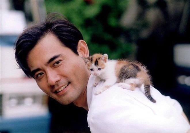 Showbiz có 1 mỹ nam được 2 nữ thần sắc đẹp yêu say đắm cũng chẳng màng, bỏ về quê nuôi vịt chăn ngan- Ảnh 10.