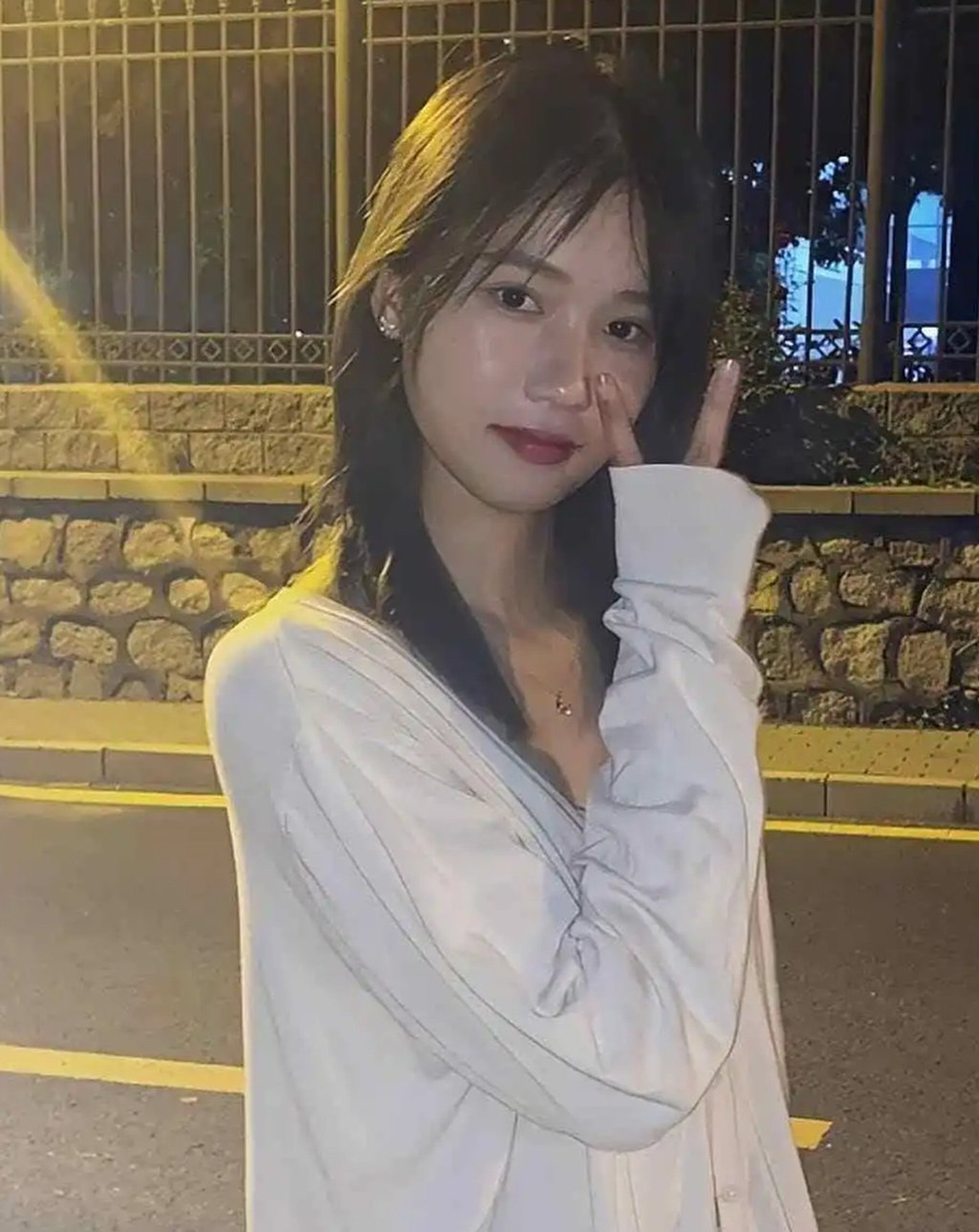 Hot girl điền kinh xứ Trung bị chỉ trích vì nhảy như "gắn lò xo" mà vẫn đẹp, lời đáp trả nghe sướng tai- Ảnh 2.