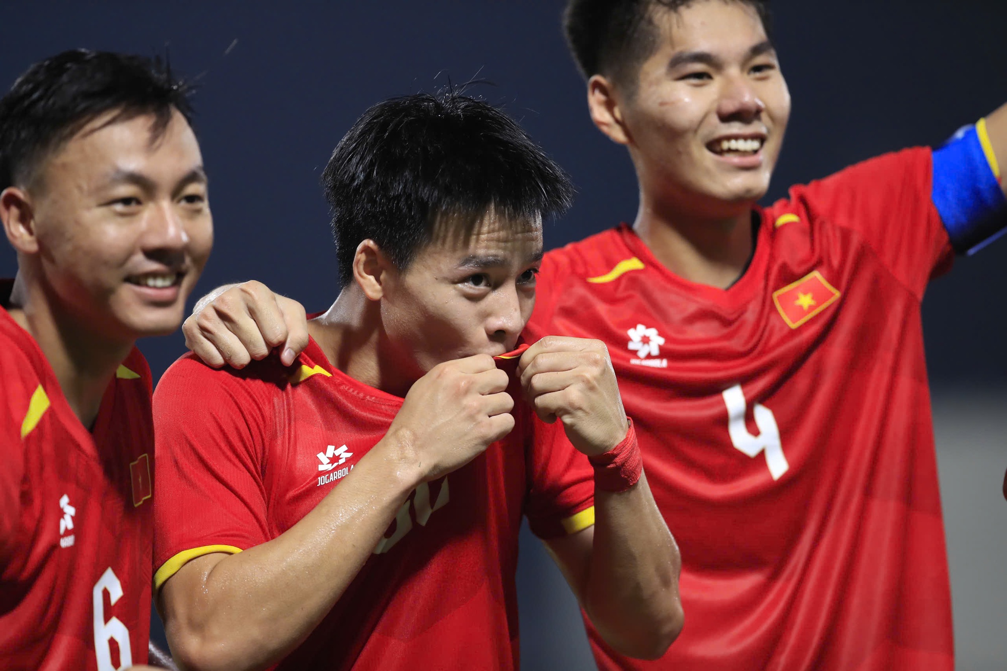 Ảnh: Hotboy Thanh Nhàn ghi bàn duy nhất, U23 Việt Nam hiên ngang vào VCK U23 châu Á- Ảnh 7.