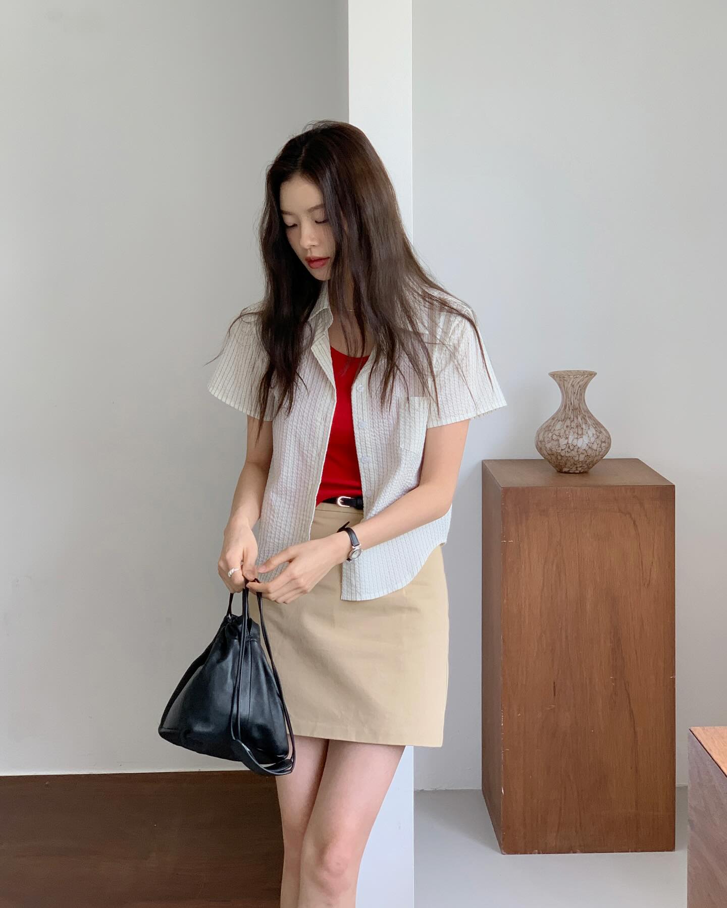 Trang phục màu đỏ chính là xu hướng hot nhất thu này: 10 cách diện giúp nàng nổi nhất khu phố, độ sang chảnh miễn bàn- Ảnh 4.