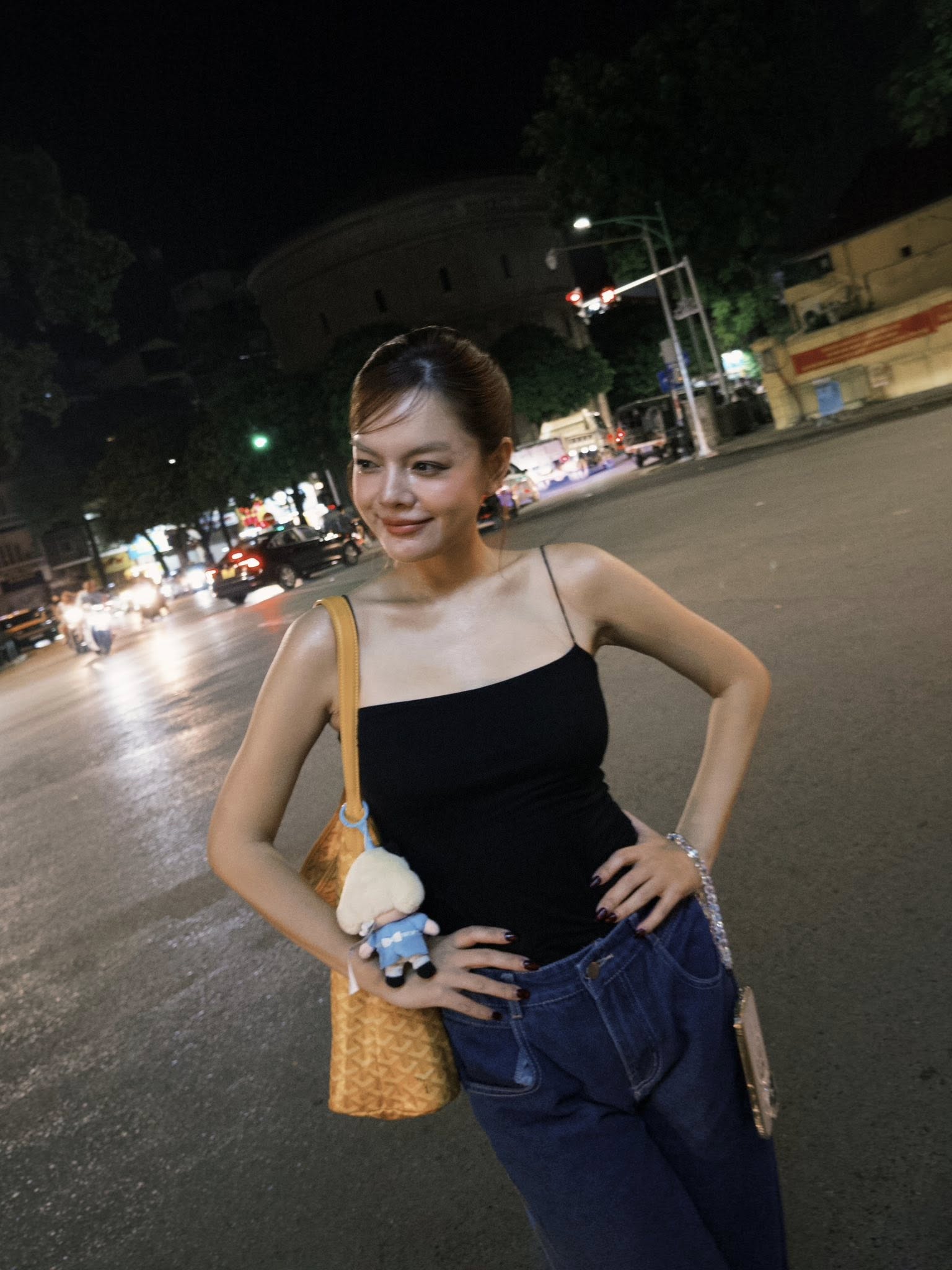 Ngoài 40 tuổi, phong cách thời trang của Phạm Quỳnh Anh ngày càng trẻ ra- Ảnh 7.