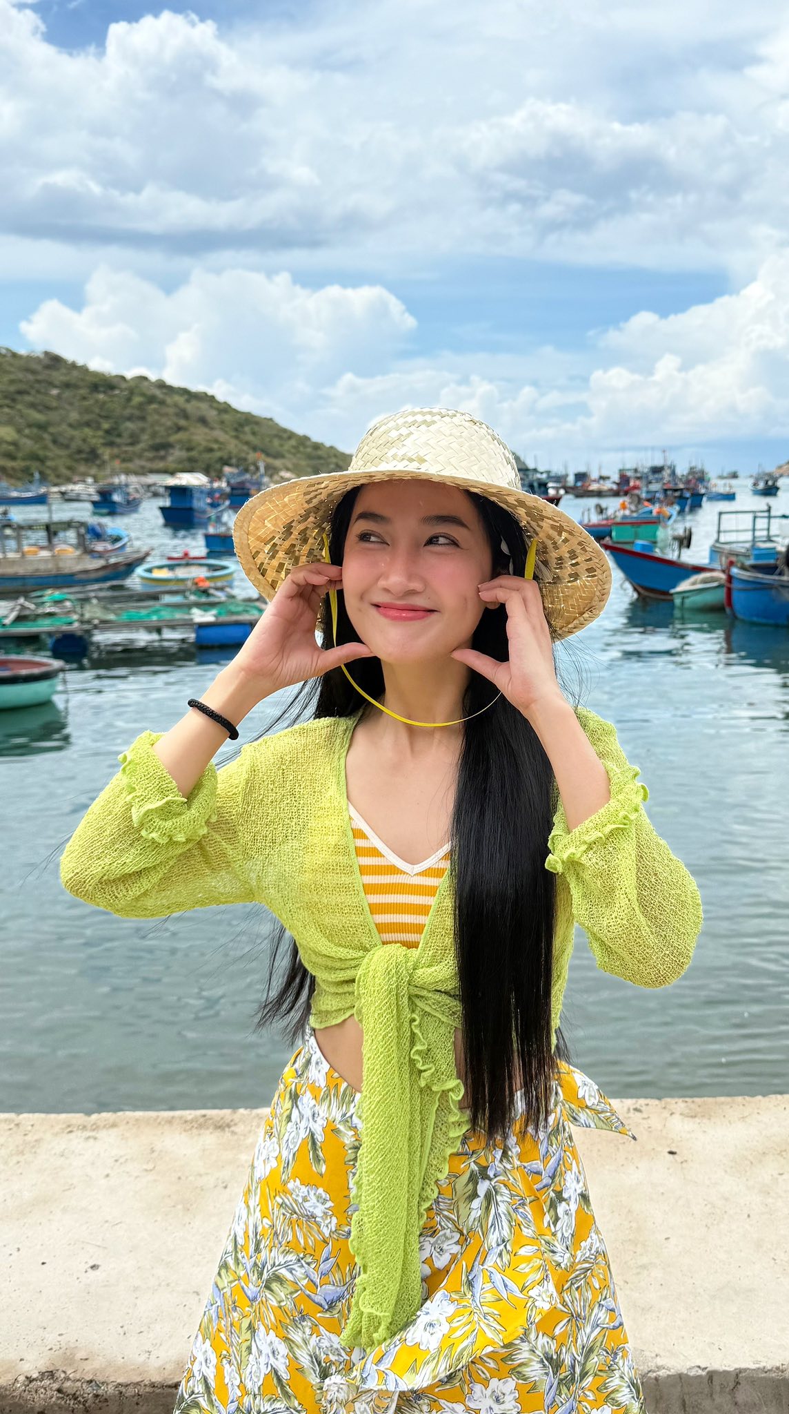 Sao nữ nổi tiếng miền Tây ai cũng biết mặt: Huỷ hôn với bạn trai Tây yêu 12 năm, nhan sắc hiện tại miêu tả bằng 1 chữ!- Ảnh 7.