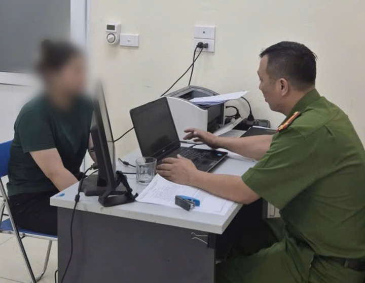 Giải cứu nữ sinh bị bắt cóc online, công an phường bị nghi là công an giả- Ảnh 1.