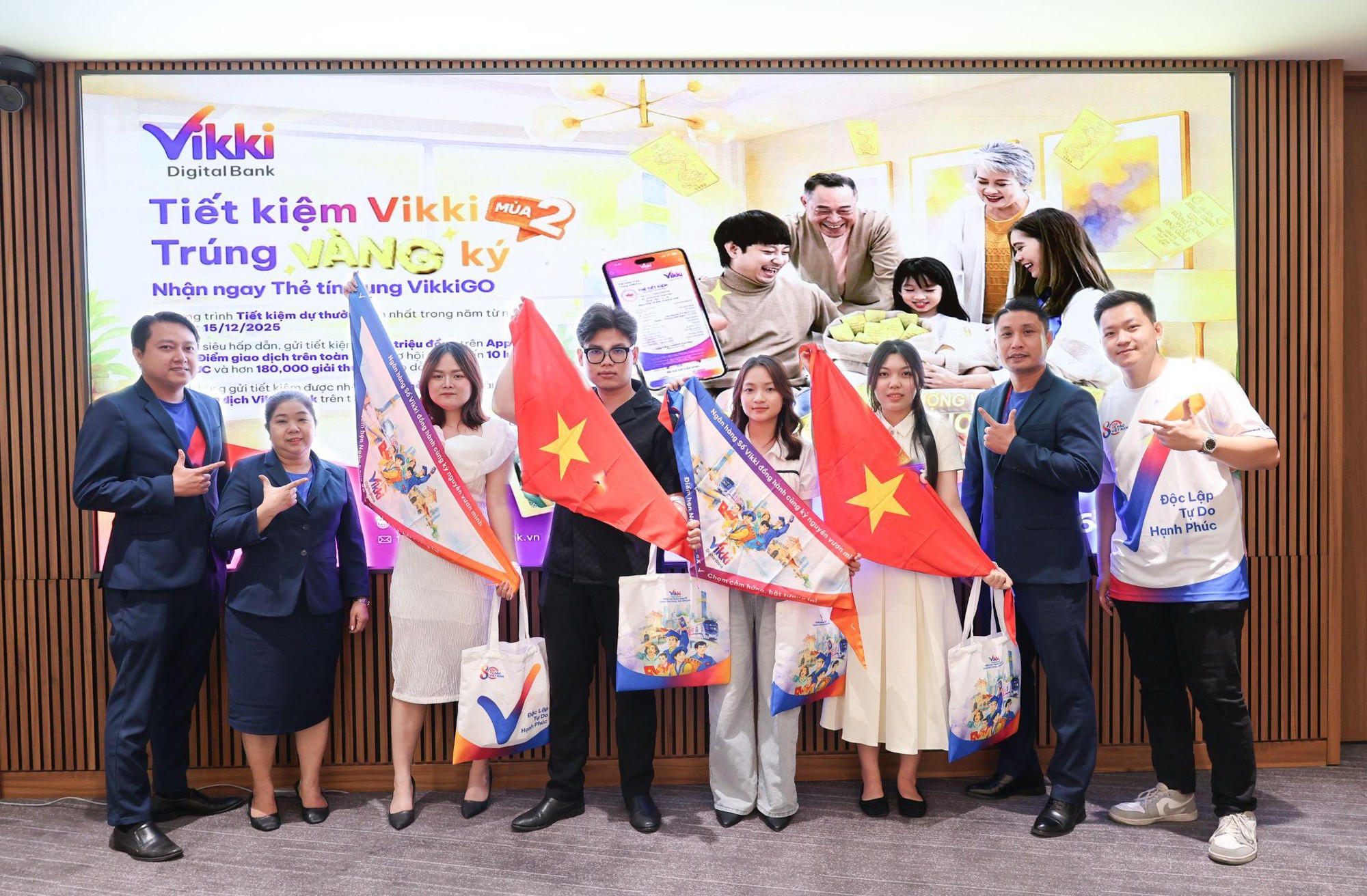 Phiên livestream “Tiết kiệm Vikki Trúng VÀNG Ký MÙA 2” bùng nổ dịp 2/9 với 29 phần quà giá trị- Ảnh 1.