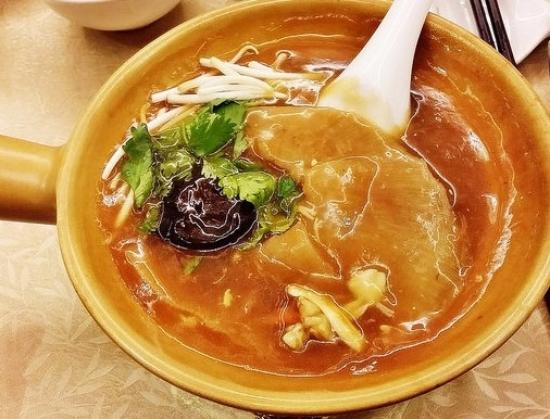 Khách nổi giận vì ăn nửa con gà phải trả hóa đơn gần 7,5 triệu, nhà hàng khẳng định: “Chúng tôi làm đúng, không hề chặt chém”- Ảnh 3.