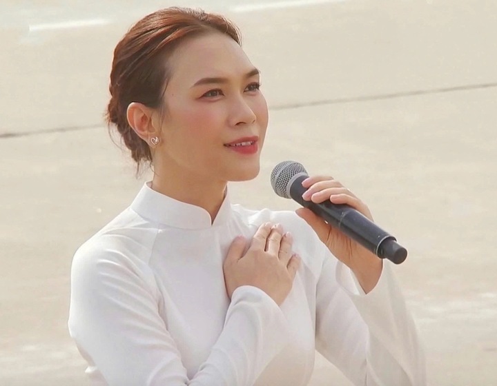 Người đứng sau ca khúc đạt 14 triệu view được Mỹ Tâm thể hiện ở đại lễ 2/9- Ảnh 1. Người đứng sau ca khúc đạt 14 triệu view được Mỹ Tâm thể hiện ở đại lễ 2/9- Ảnh 1.