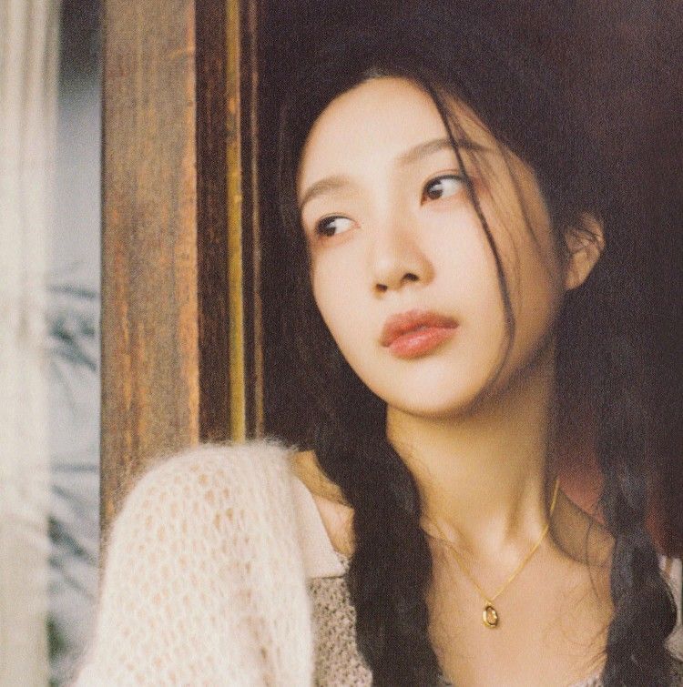 S&aacute;ng n&agrave;o cũng l&agrave;m 5 điều n&agrave;y, đừng hỏi sao nếp nhăn v&agrave; vết ch&acirc;n chim &ldquo;x&acirc;m chiếm&rdquo; l&agrave;n da d&ugrave; chỉ mới đ&ocirc;i mươi- Ảnh 1.