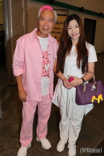 Đầu năm đ&atilde; căng: 1 sao nam tuy&ecirc;n bố hủy h&ocirc;n t&igrave;nh trẻ, 7 căn nh&agrave; v&agrave; h&agrave;ng trăm tỷ đồng biết đ&ograve;i l&agrave;m sao- Ảnh 1.