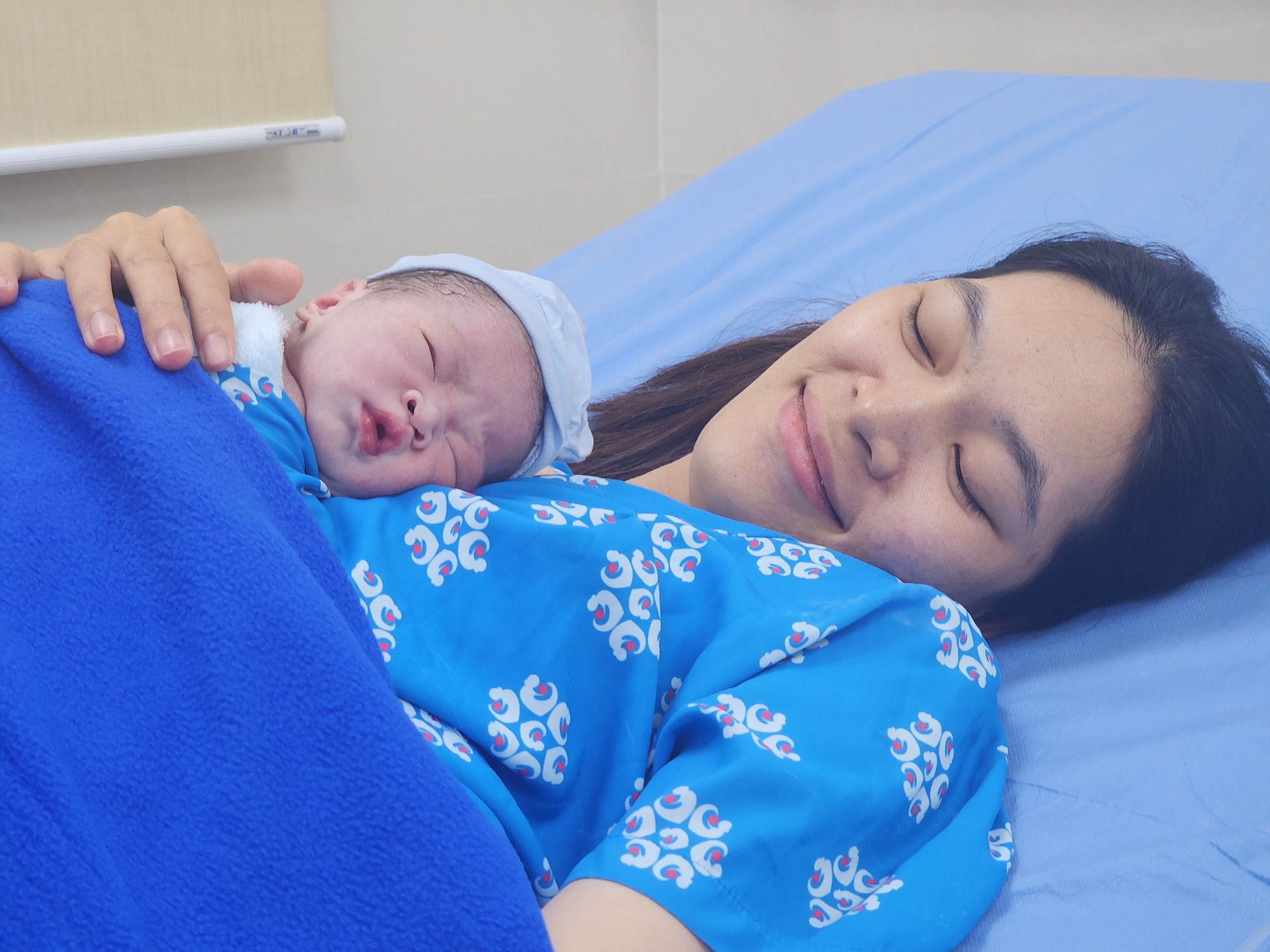 Ngắm những em b&eacute; đầu ti&ecirc;n của năm 2026 ch&agrave;o đời tại Bệnh viện Từ Dũ- Ảnh 6.