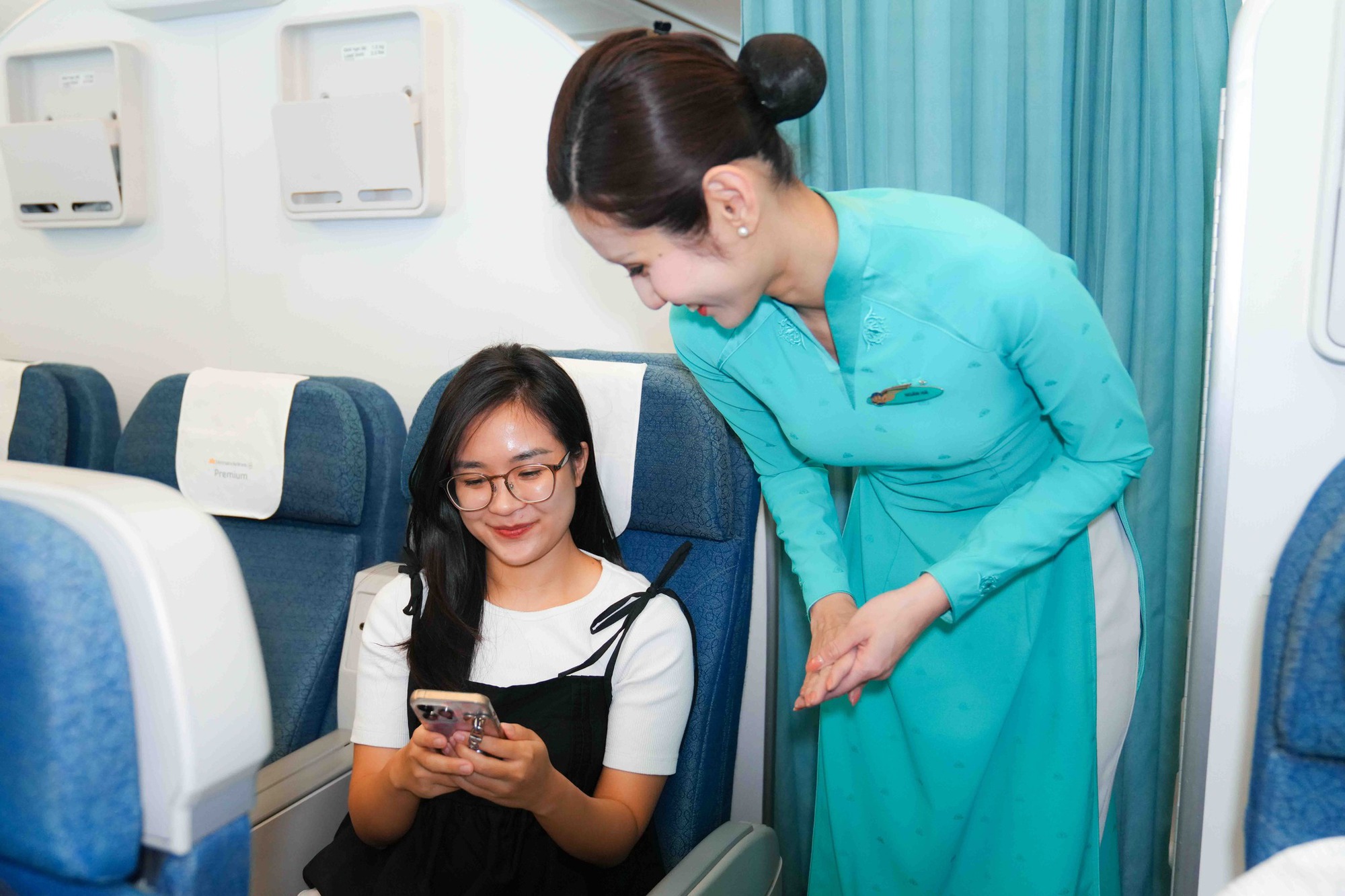 Từ hôm nay, Vietnam Airlines sẽ miễn phí wifi suốt chuyến bay cho nhóm khách này- Ảnh 3. Từ hôm nay, Vietnam Airlines sẽ miễn phí wifi suốt chuyến bay cho nhóm khách này- Ảnh 3.