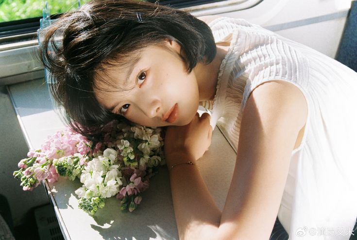 S&aacute;ng n&agrave;o cũng l&agrave;m 5 điều n&agrave;y, đừng hỏi sao nếp nhăn v&agrave; vết ch&acirc;n chim &ldquo;x&acirc;m chiếm&rdquo; l&agrave;n da d&ugrave; chỉ mới đ&ocirc;i mươi- Ảnh 4.