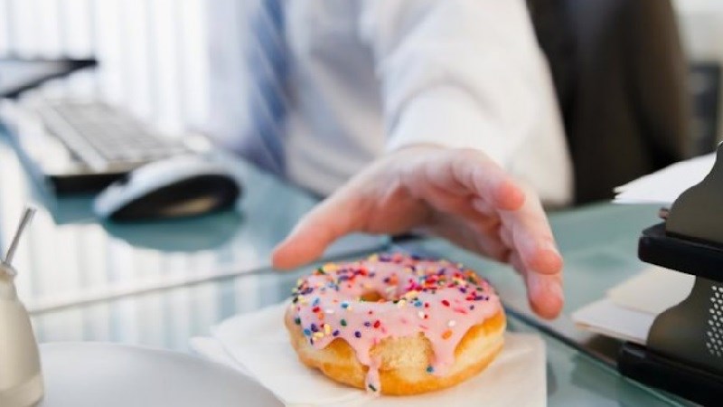 Ng&agrave;y c&agrave;ng nhiều người tử vong v&igrave; ung thư? B&aacute;c sĩ cảnh b&aacute;o: Đ&oacute;i đến đ&acirc;u cũng phải hạn chế ăn 5 m&oacute;n n&agrave;y v&agrave;o buổi tối- Ảnh 3.