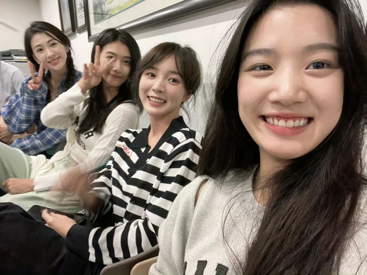 Ở cạnh 4 kiểu người n&agrave;y, bạn sẽ lu&ocirc;n thấy dễ chịu- Ảnh 1.