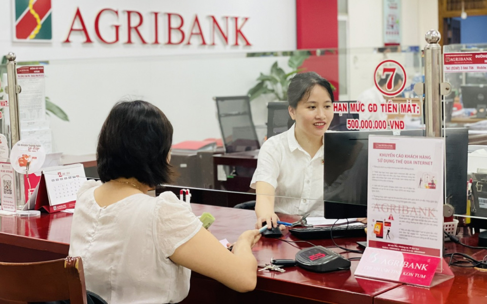 Từ h&ocirc;m nay, Agribank, Vietcombank, VietinBank,&hellip; tạm ngừng to&agrave;n bộ giao dịch r&uacute;t/chuyển tiền đối với trường hợp sau- Ảnh 1.