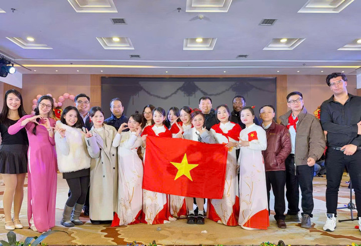 Du học sinh Việt tr&ecirc;n thế giới h&acirc;n hoan đ&oacute;n năm mới 2026- Ảnh 5.