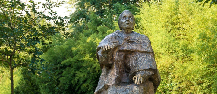 Những lời ti&ecirc;n tri đặc biệt của Baba Vanga cho năm 2026- Ảnh 1.