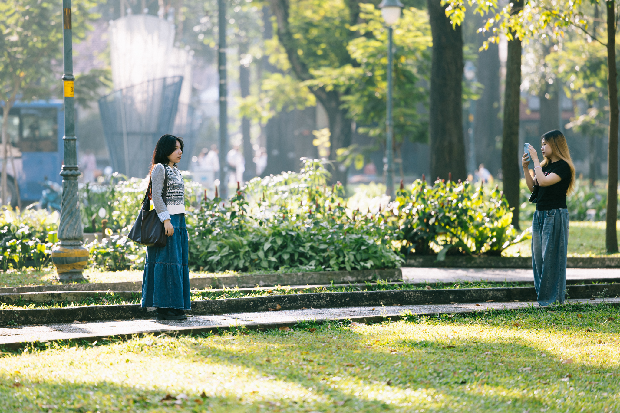 Ảnh, clip: H&agrave; Nội v&agrave; TP.HCM thật lạ trong s&aacute;ng đầu năm 2026- Ảnh 32.