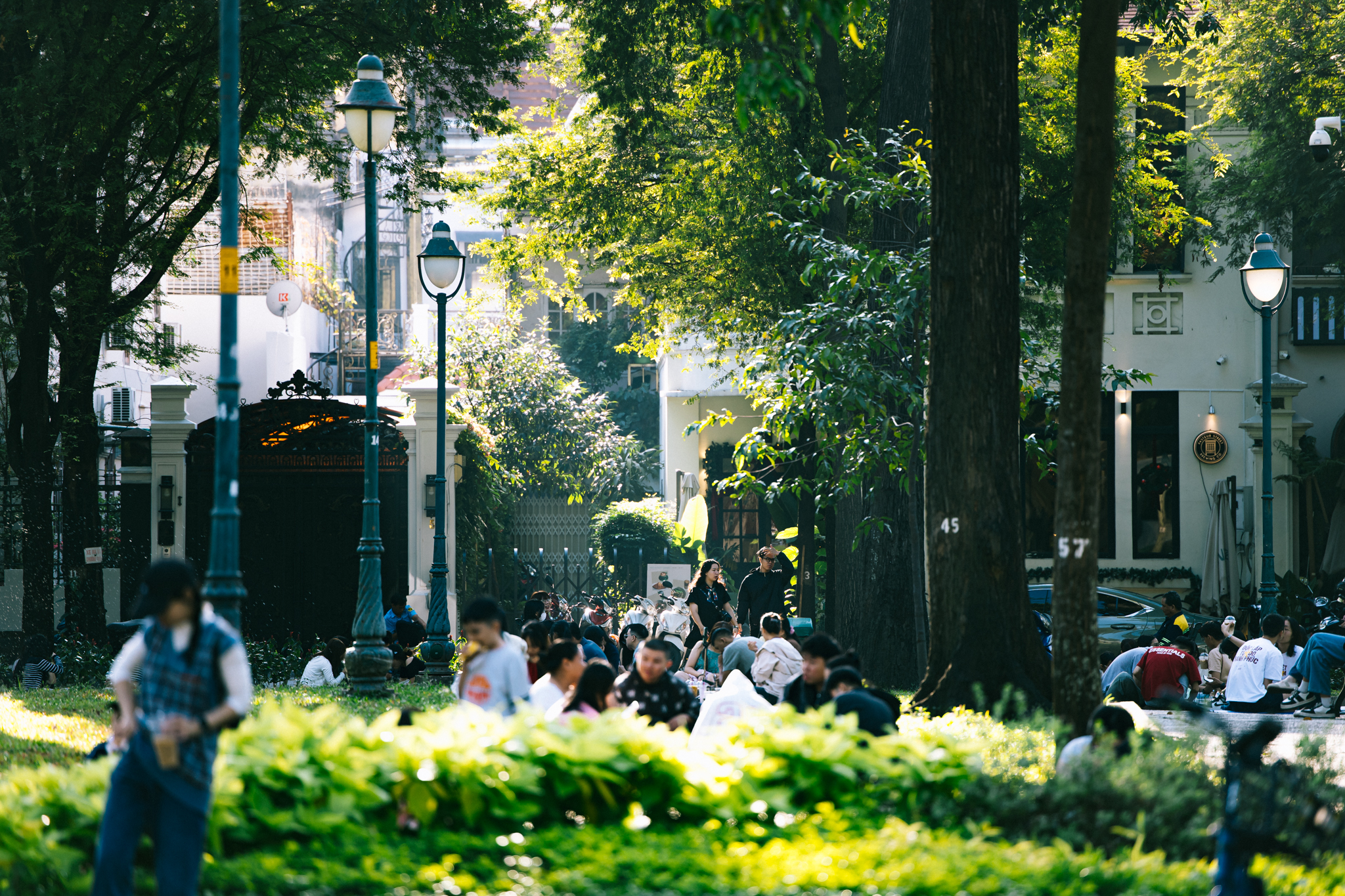 Ảnh, clip: H&agrave; Nội v&agrave; TP.HCM thật lạ trong s&aacute;ng đầu năm 2026- Ảnh 24.