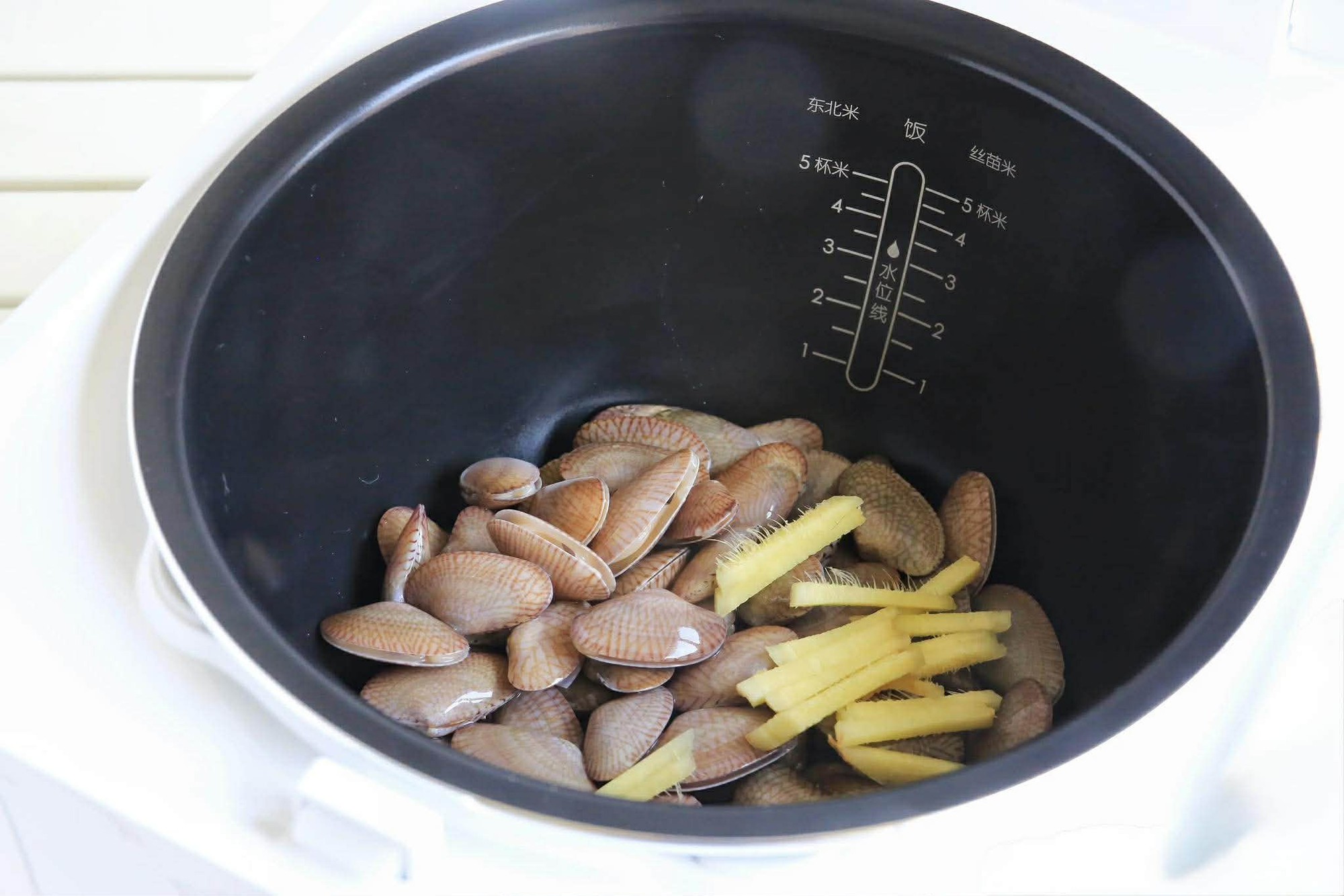 Ng&agrave;y đầu ti&ecirc;n của năm mới 2026 thảnh thơi, ngon miệng nhờ m&oacute;n ăn dễ nấu, thử một miếng ai cũng phải xu&yacute;t xoa- Ảnh 5.