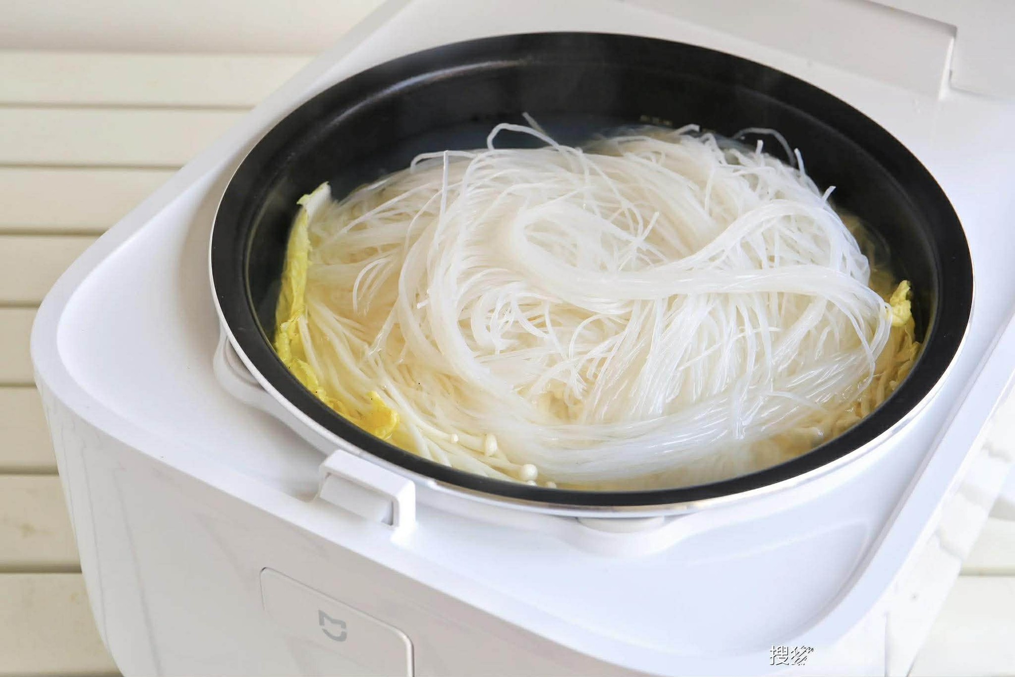 Ng&agrave;y đầu ti&ecirc;n của năm mới 2026 thảnh thơi, ngon miệng nhờ m&oacute;n ăn dễ nấu, thử một miếng ai cũng phải xu&yacute;t xoa- Ảnh 9.