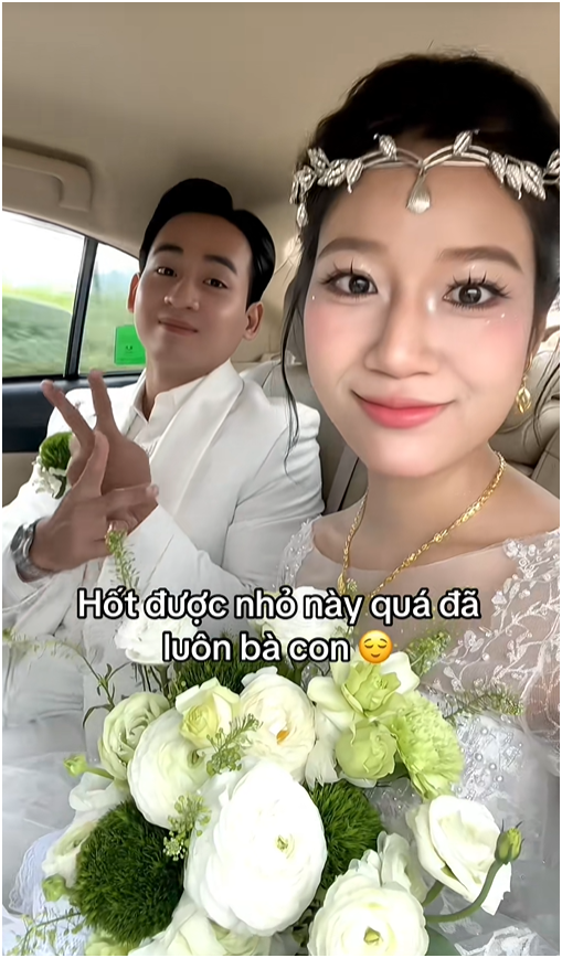 "800 kh&aacute;n giả ấn tượng mỗi em", Hoả Vương l&agrave;ng xiếc cưới gấp người h&acirc;m mộ- Ảnh 3.