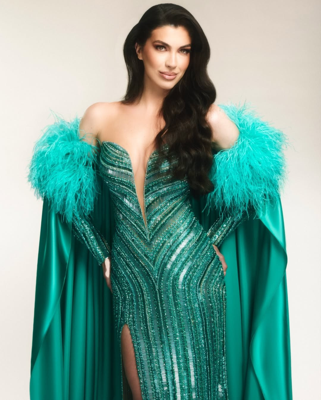 5 bộ v&aacute;y dạ hội đẹp nhất năm 2025- Ảnh 8.