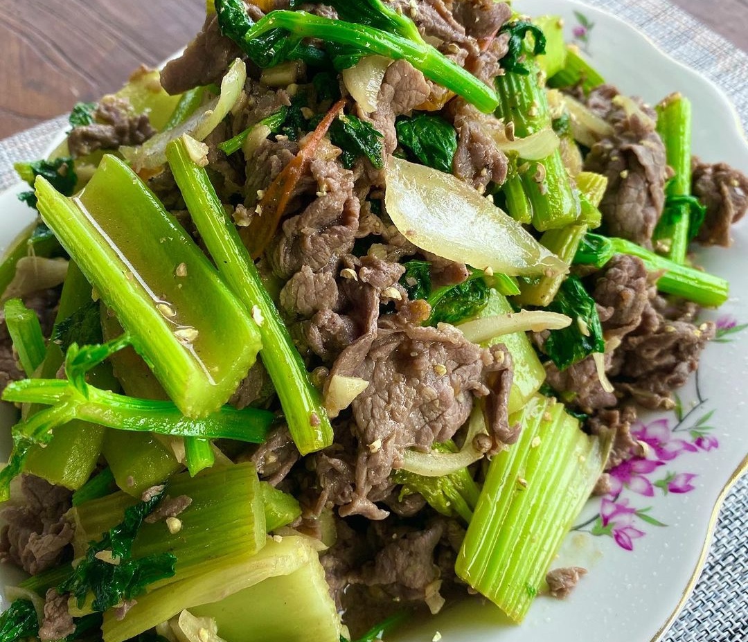 Chợ Việt mùa này sẵn 4 loại rau củ "bơm" sắt từ thiên nhiên: Chị em ăn để bổ máu, dưỡng da, ngủ ngon, già chậm- Ảnh 3. Chợ Việt mùa này sẵn 4 loại rau củ "bơm" sắt từ thiên nhiên: Chị em ăn để bổ máu, dưỡng da, ngủ ngon, già chậm- Ảnh 3.