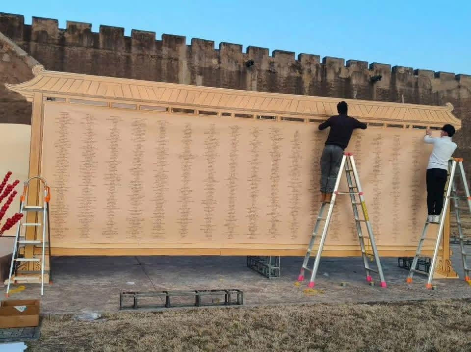 Đời đi diễn chỉ mong có fan giàu như mỹ nhân này: Chi 3,6 tỷ mua vui cho idol, tâm ở đâu tiền ở đó- Ảnh 3. Đời đi diễn chỉ mong có fan giàu như mỹ nhân này: Chi 3,6 tỷ mua vui cho idol, tâm ở đâu tiền ở đó- Ảnh 3.