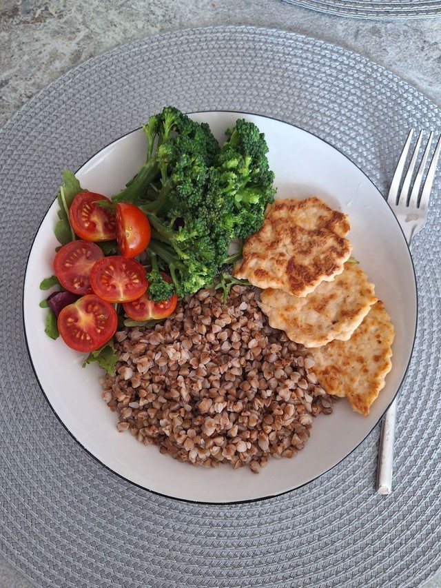 Thiên thần nội y Hàn Quốc giảm 15kg sau sinh, về dáng thon thả với hành trình ăn kiêng dễ thở- Ảnh 4.