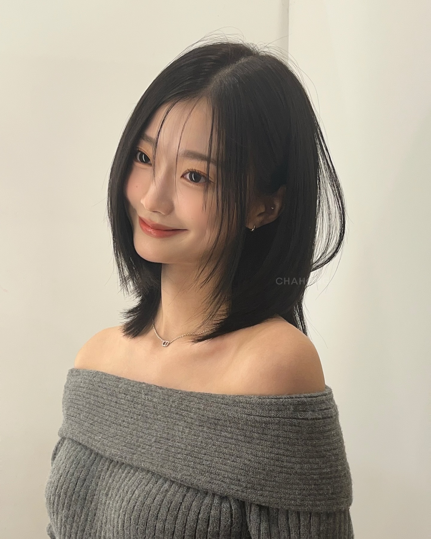 5 kiểu tóc ngang vai cho nàng không thích cắt tóc quá ngắn, nhưng vẫn muốn trẻ ra vài tuổi- Ảnh 9. 5 kiểu tóc ngang vai cho nàng không thích cắt tóc quá ngắn, nhưng vẫn muốn trẻ ra vài tuổi- Ảnh 9.