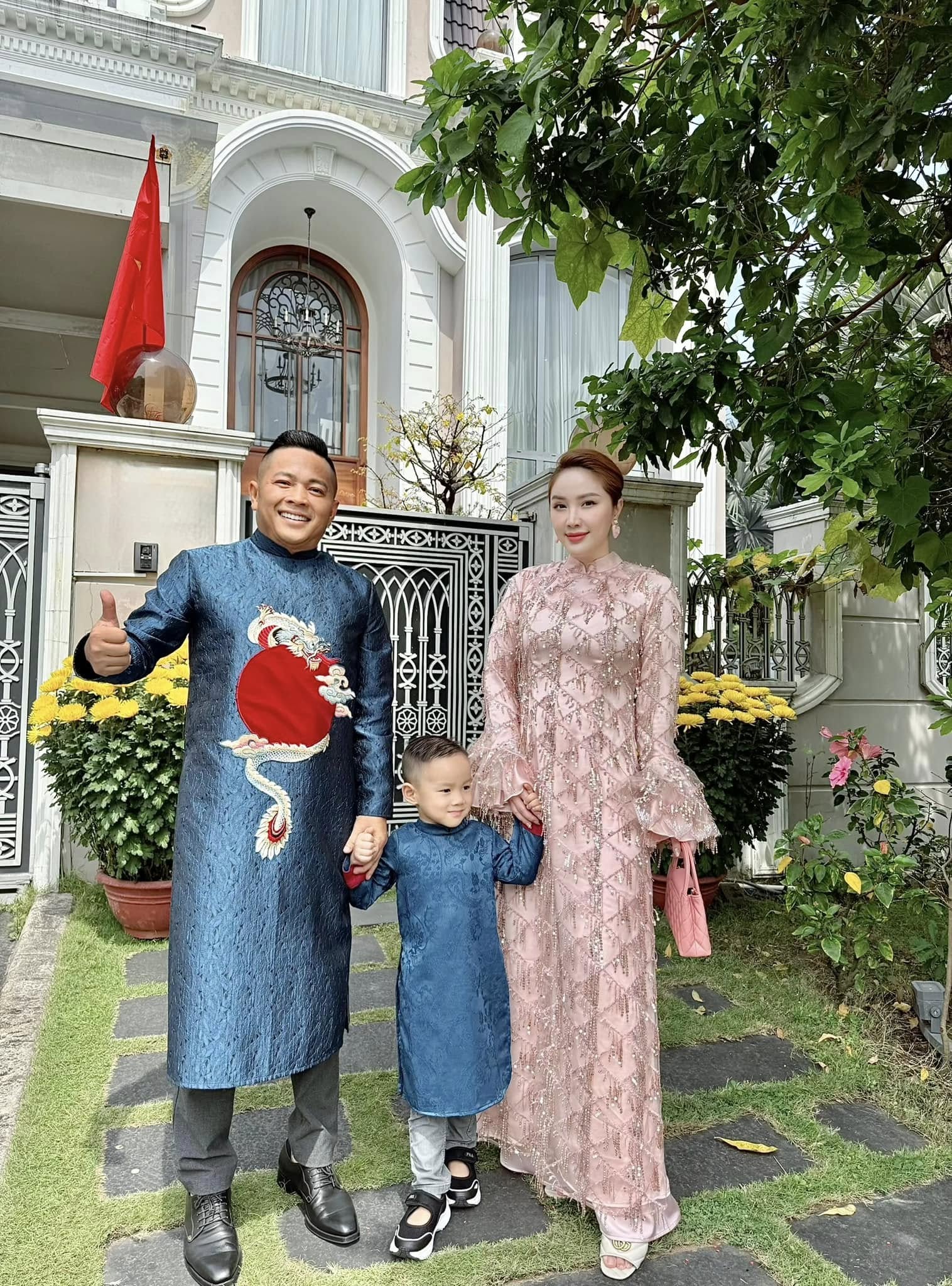 Nhan sắc nữ ca sĩ đ&igrave;nh đ&aacute;m U40 vẫn được chồng đại gia chiều như c&ocirc;ng ch&uacute;a- Ảnh 4.