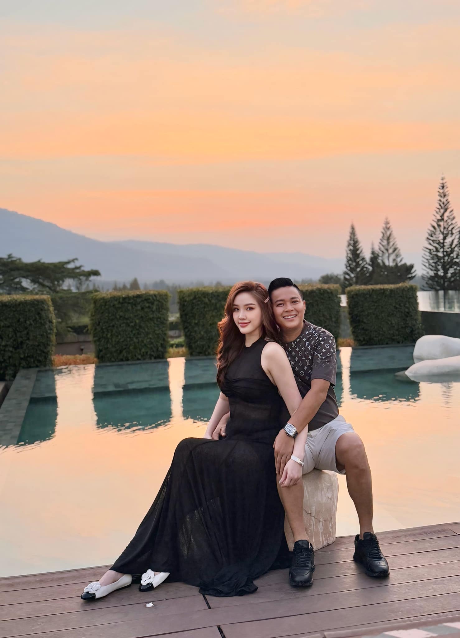 Nhan sắc nữ ca sĩ đ&igrave;nh đ&aacute;m U40 vẫn được chồng đại gia chiều như c&ocirc;ng ch&uacute;a- Ảnh 2.