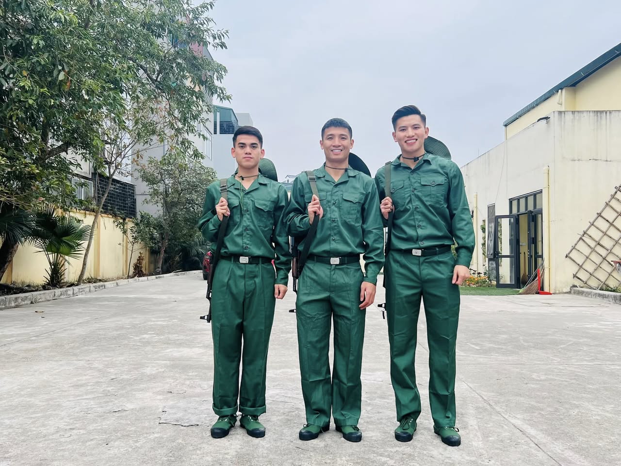 Profile đội trưởng U23 Việt Nam g&acirc;y sốt U23 ch&acirc;u &Aacute;: V&agrave;o s&acirc;n ghi b&agrave;n lạnh l&ugrave;ng, ngo&agrave;i đời l&agrave; 