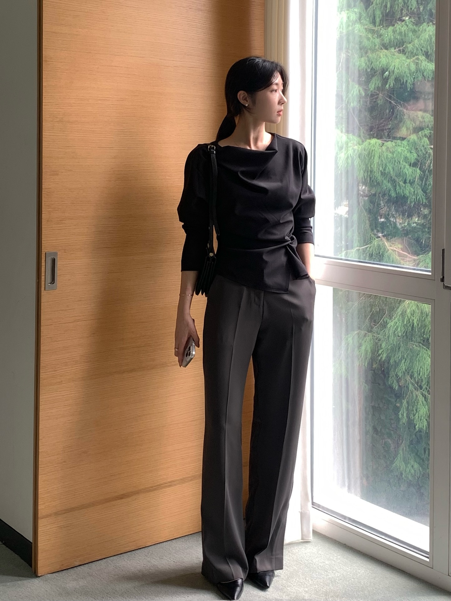 Kh&ocirc;ng phải quần ống rộng, đ&acirc;y mới l&agrave; 4 kiểu quần d&agrave;i 