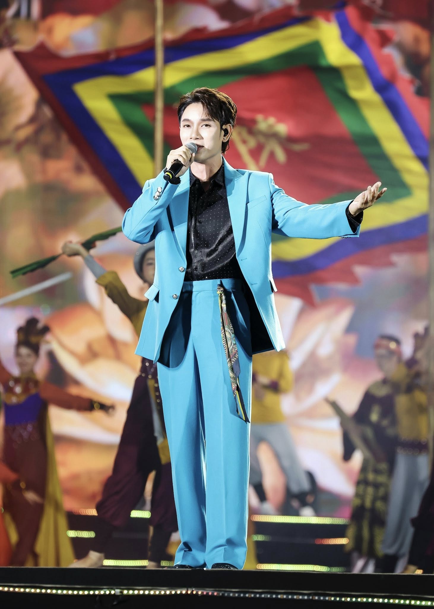 Cả nửa showbiz ủng hộ nhưng cũng kh&ocirc;ng đủ sức giải nguy cho Tr&uacute;c Nh&acirc;n?- Ảnh 4.