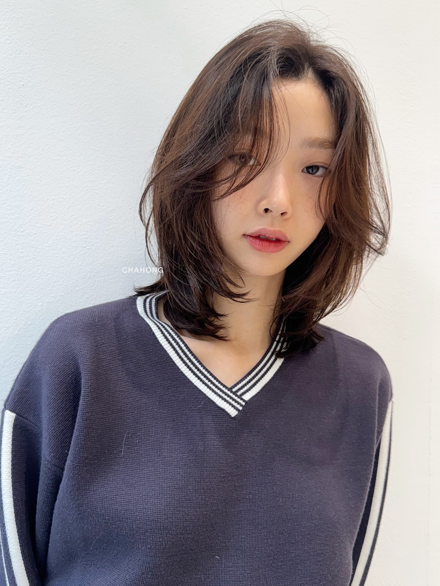 5 kiểu tóc ngang vai cho nàng không thích cắt tóc quá ngắn, nhưng vẫn muốn trẻ ra vài tuổi- Ảnh 7. 5 kiểu tóc ngang vai cho nàng không thích cắt tóc quá ngắn, nhưng vẫn muốn trẻ ra vài tuổi- Ảnh 7.