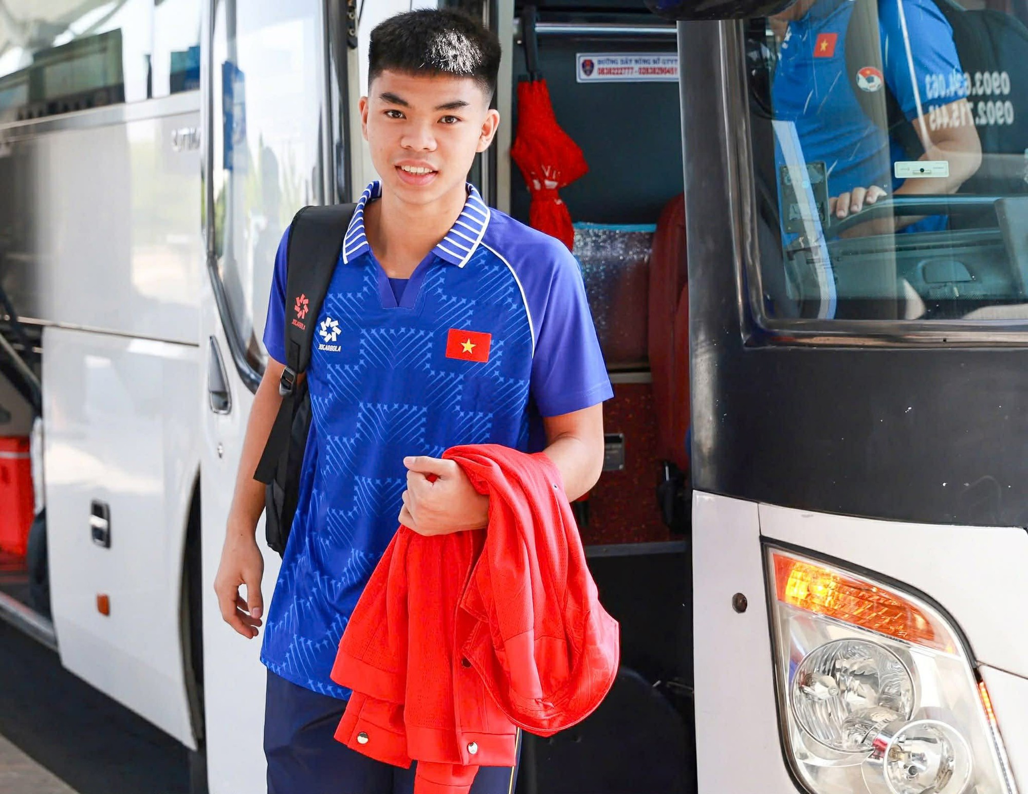 Profile L&ecirc; Ph&aacute;t: 19 tuổi khuynh đảo U23 ch&acirc;u &Aacute;, vừa thi đấu vừa học đại học v&agrave; kh&ocirc;ng th&iacute;ch ti&ecirc;u tiền- Ảnh 3.