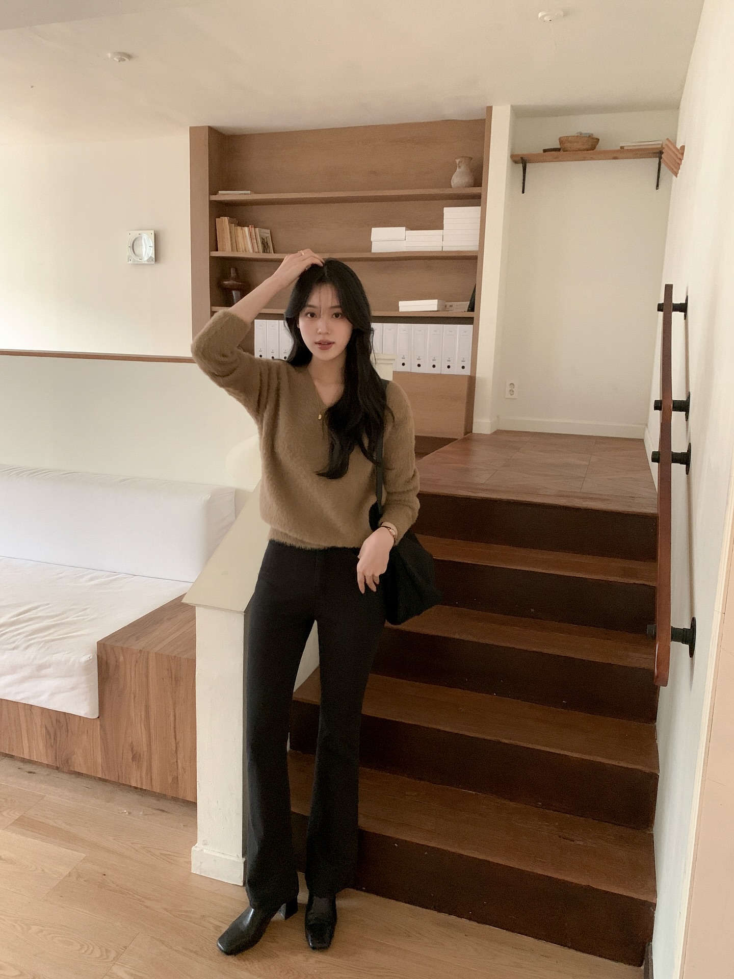 Kh&ocirc;ng phải quần ống rộng, đ&acirc;y mới l&agrave; 4 kiểu quần d&agrave;i 