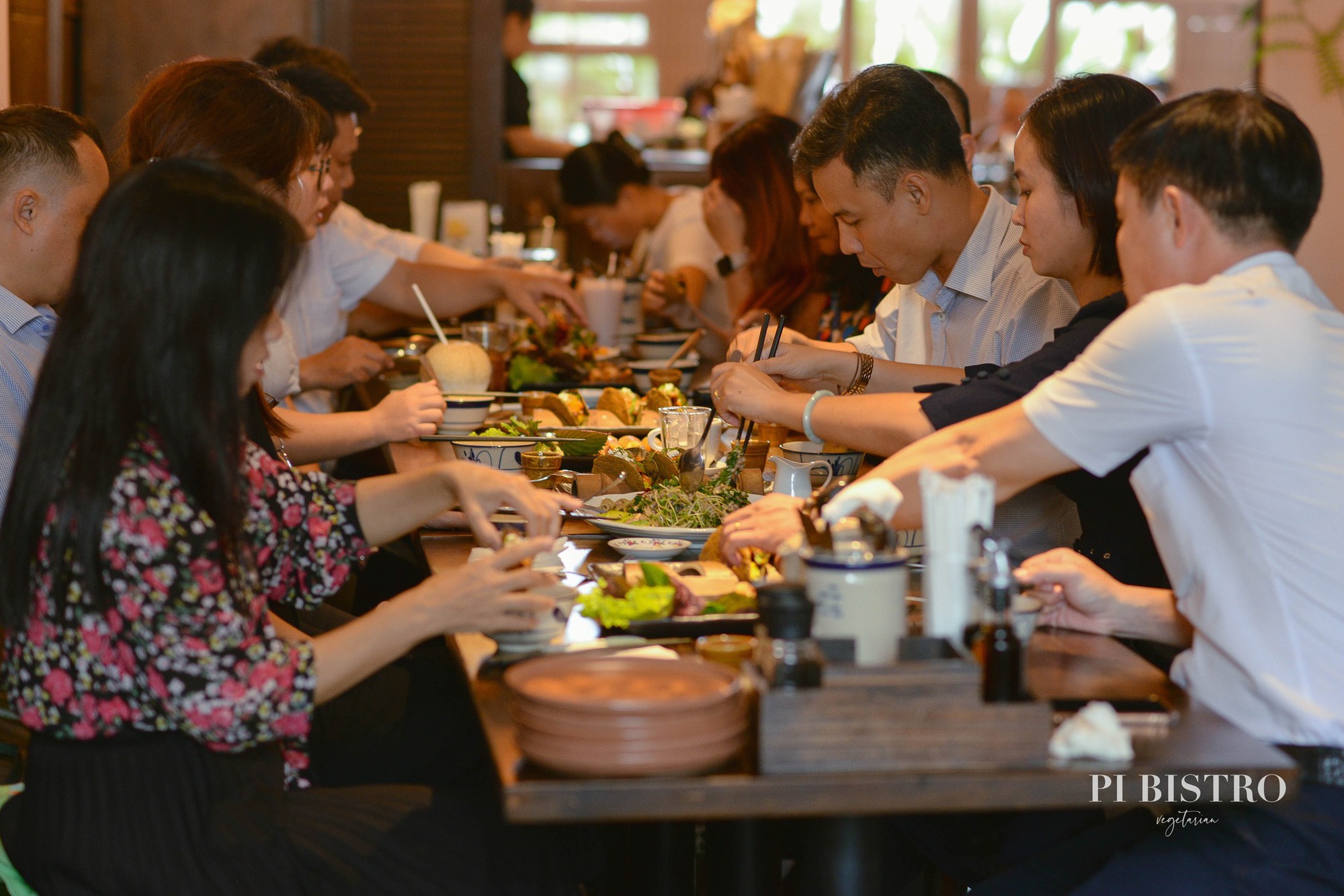 Những nh&agrave; h&agrave;ng chay c&ograve;n đẹp hơn studio: Giới trẻ tấm tắc khen ngon, đến cả Michelin cũng gọi t&ecirc;n- Ảnh 2.