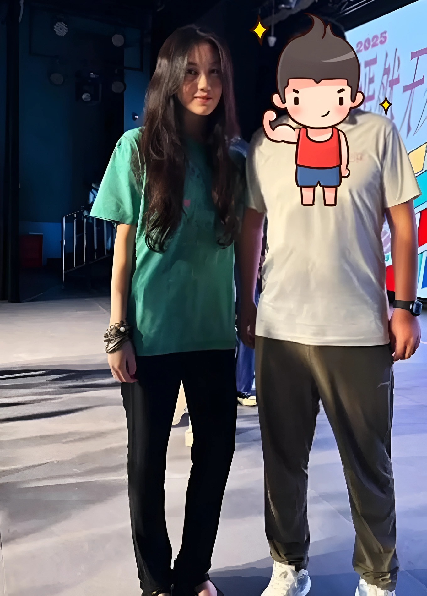 Con gái Vương Phi diện mạo khó tin sau 4 lần phẫu thuật hở hàm ếch, đã có bạn trai ở tuổi 20- Ảnh 3. Con gái Vương Phi diện mạo khó tin sau 4 lần phẫu thuật hở hàm ếch, đã có bạn trai ở tuổi 20- Ảnh 3.