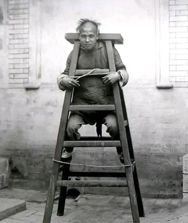 Ảnh hiếm cuối nh&agrave; Thanh: Tuyển t&uacute; v&agrave;o ho&agrave;ng cung kh&ocirc;ng như phim, thiếu nữ miền nam g&acirc;y ch&uacute; &yacute;- Ảnh 5.