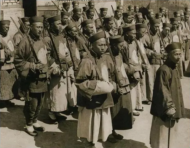 Ảnh hiếm cuối nh&agrave; Thanh: Tuyển t&uacute; v&agrave;o ho&agrave;ng cung kh&ocirc;ng như phim, thiếu nữ miền nam g&acirc;y ch&uacute; &yacute;- Ảnh 7.